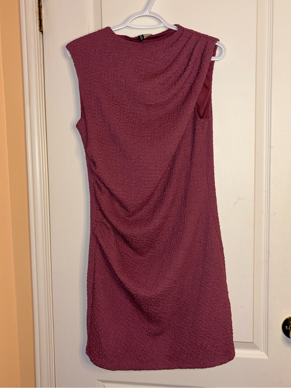 H&M Sleeveless Textured Rose-Mauve Mini Dress